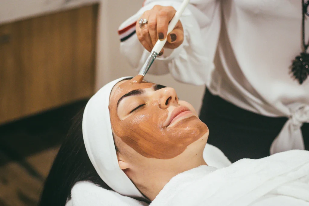 Peel applied with a brush, chemical peels in Islamabad