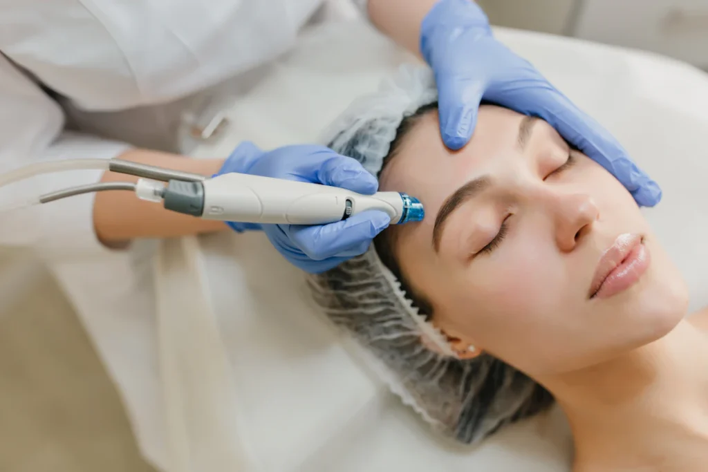 Ultrasound device on the face, HIFU skin tightening in Islamabad