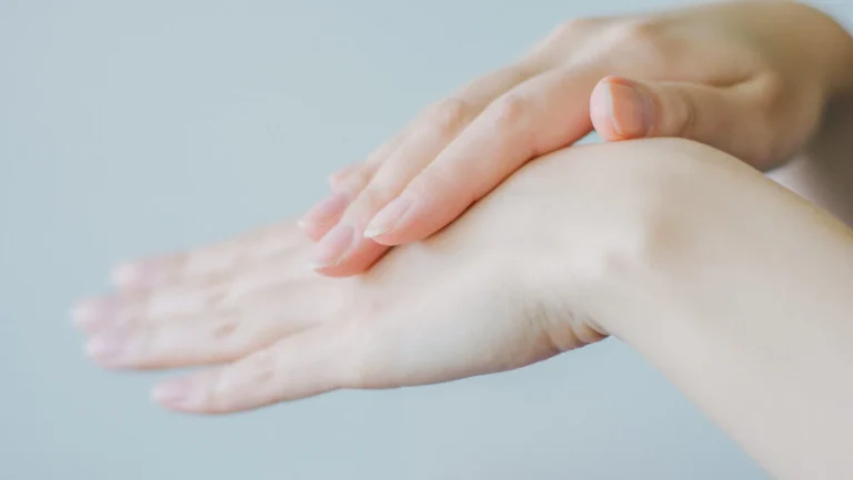 Healed, smooth skin on the hand