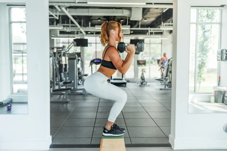 Thigh shape in leggings